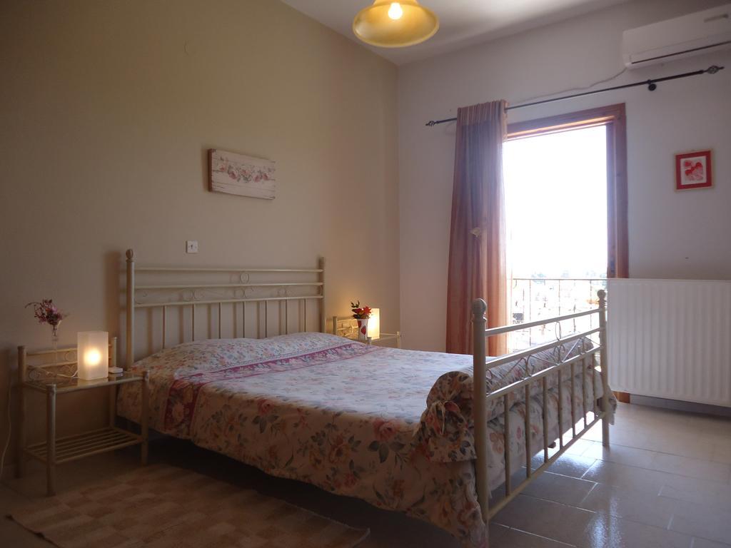 Christina Apartments Drepano  エクステリア 写真